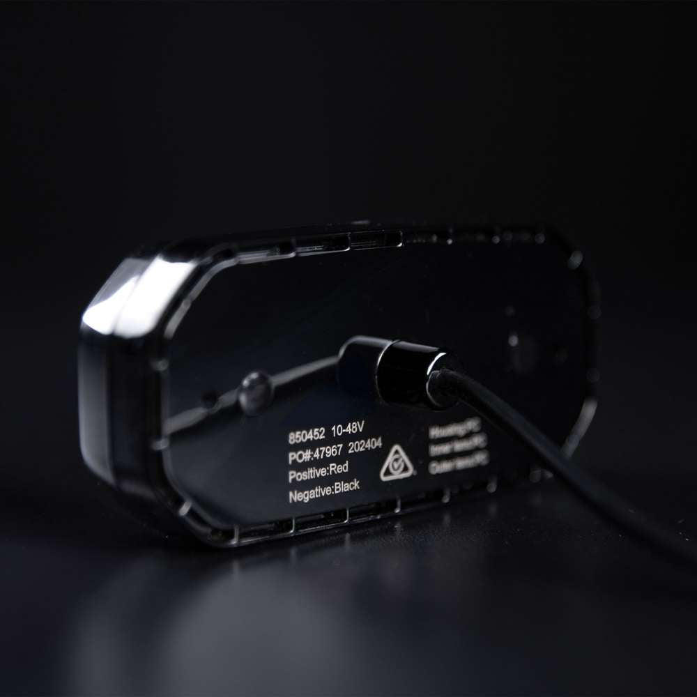 Markeringslys FOR9T Scale Hvit 12-24V (E)