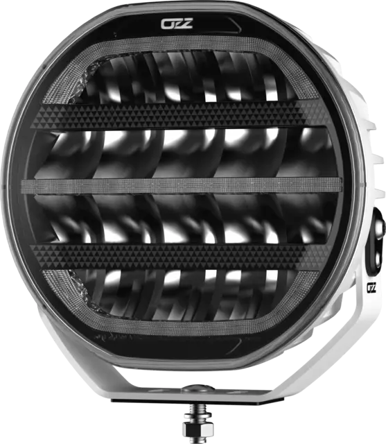 OZZ XR2 P9" LED fjernlys med parklys (E) hvitt hus